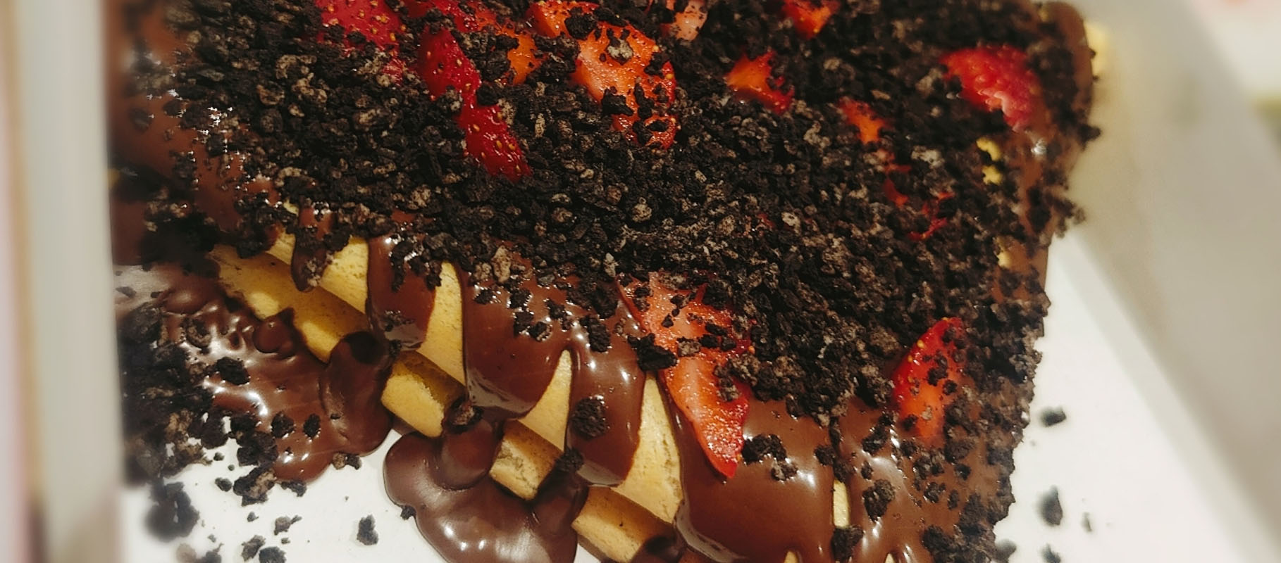 Oreo and Strawbs Pan-Crepe