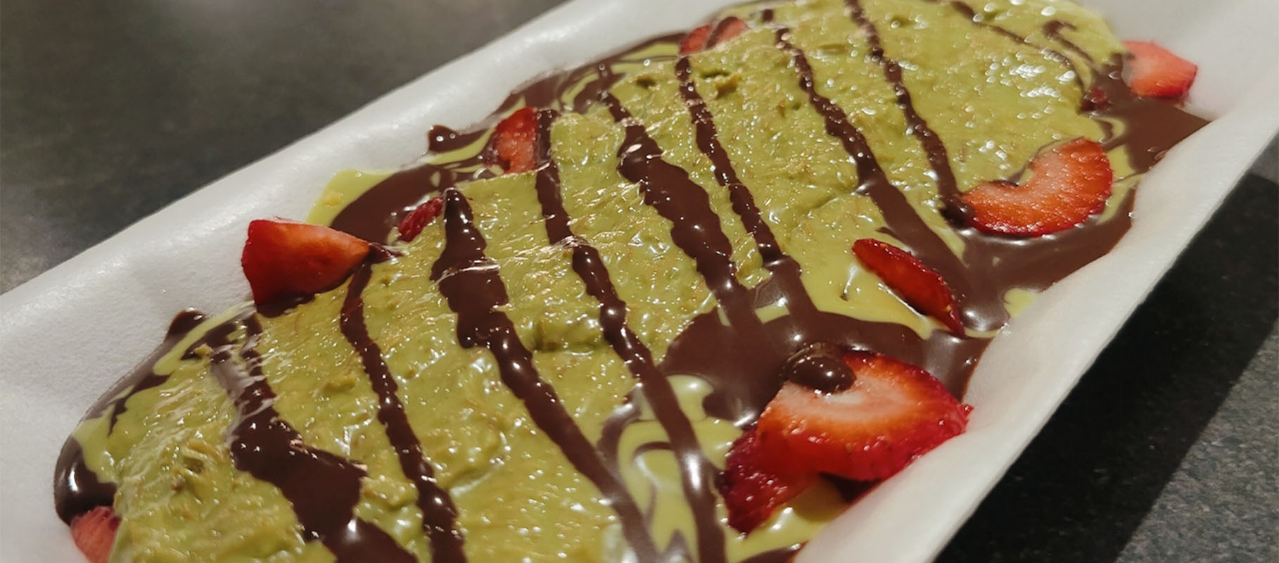 Deluxe Dubai Cookie Dough with Icecream